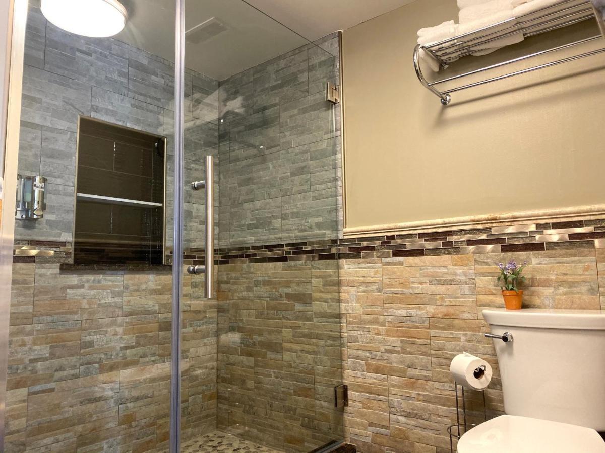 Alina & Fanny - Philadelphia 1210 Mt Vernon St المظهر الخارجي الصورة